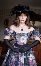 Load image into Gallery viewer, Roses Angel black