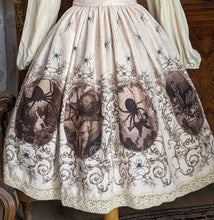 Load image into Gallery viewer, Spider OP ( black or ecru )