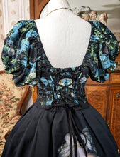 Load image into Gallery viewer, Marie Antoniette in roses