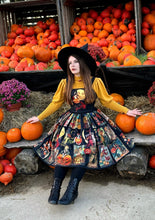 Load image into Gallery viewer, Vintage Halloween Black