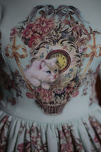 Load image into Gallery viewer, Five Senses Cats op