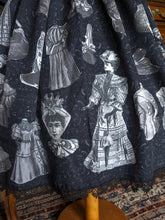 Load image into Gallery viewer, Fashion 1895