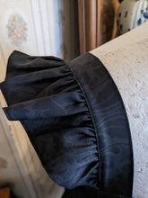 Load image into Gallery viewer, Grey Boucher