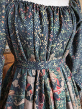 Load image into Gallery viewer, The Unicorn in Captivity Long silk