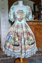 Load image into Gallery viewer, Five Senses Cats op