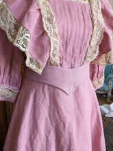 Load image into Gallery viewer, Edwardian V-Shape Belt (Different colors)