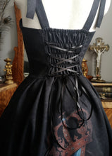 Load image into Gallery viewer, Madonna