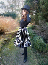 Load image into Gallery viewer, Victorian Gothic Skirt