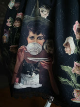 Load image into Gallery viewer, Teenage Witch Black Skirt