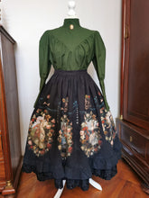 Load image into Gallery viewer, Rococo Dance Macabre Skirt Black