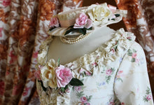 Load image into Gallery viewer, Robe A'la Polonaise Roses