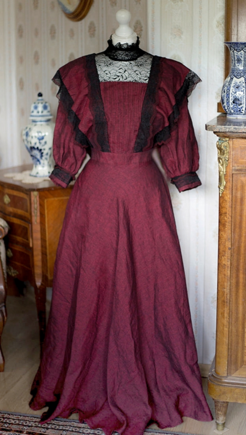 Edwardian Dress (Different colors) Duchess Milianda Edwardian Dress (Different colors) Duchess Milianda