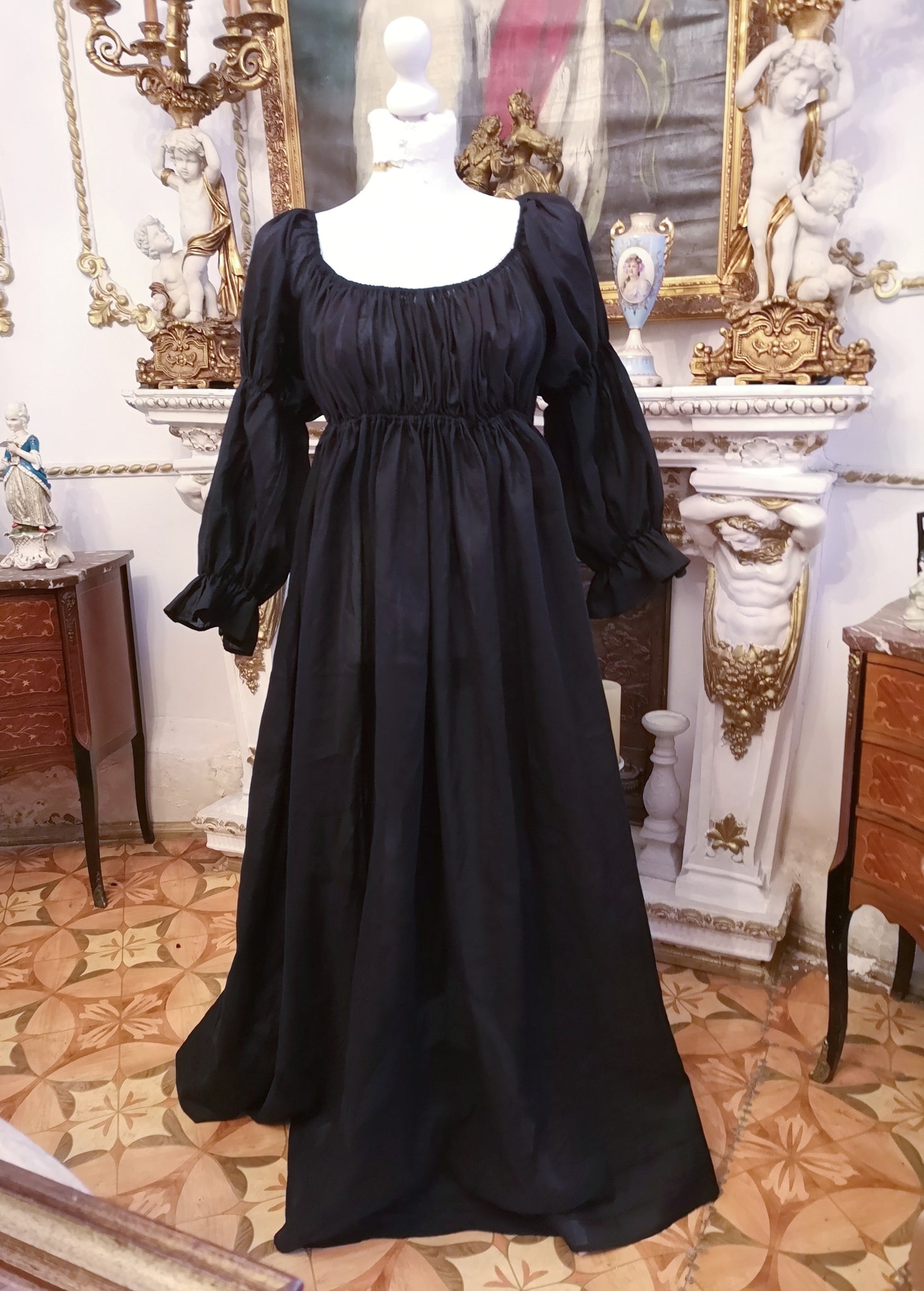 Chemise dress (white or black) – Duchess Milianda