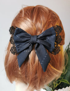 Bow barrette