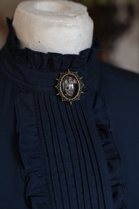 Skull  brooch