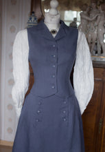 Load image into Gallery viewer, Vest Edwardian (Different colors)
