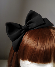 Load image into Gallery viewer, Bow hair band
